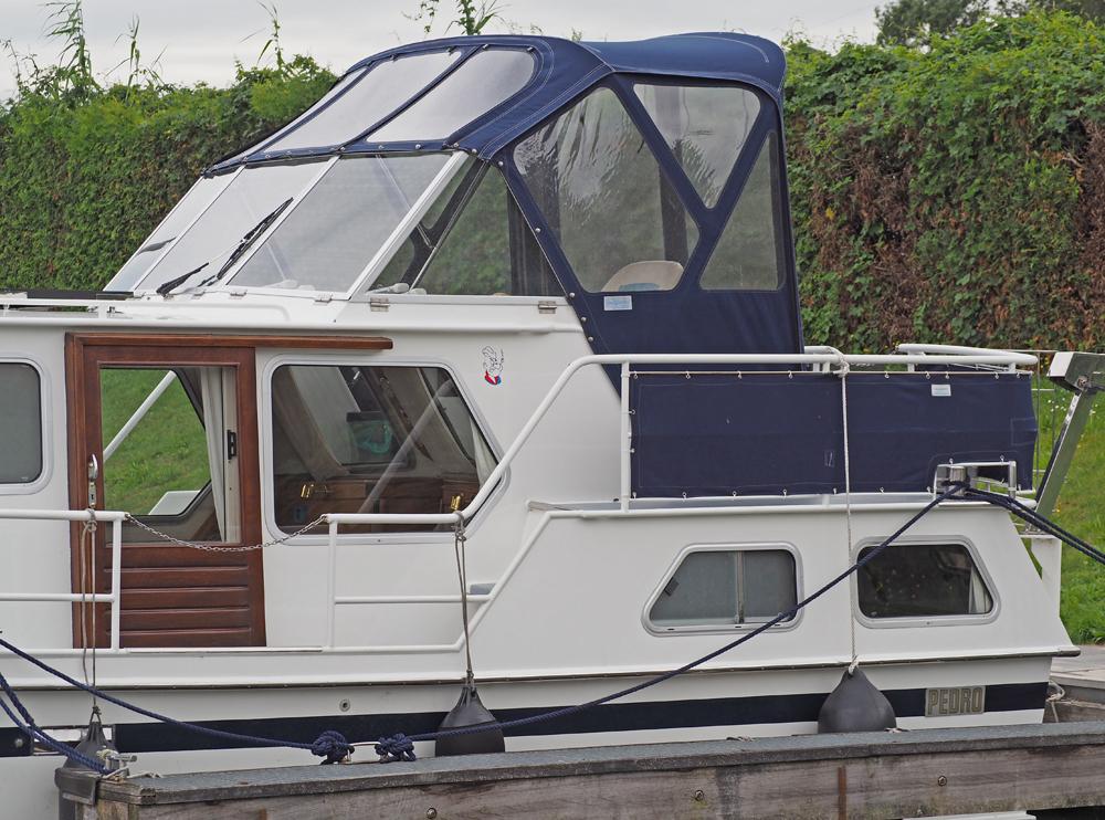 picture Deck equipment